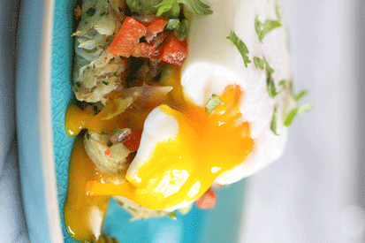 CRAB CAKES BENEDICT WITH AVOCADO RELISH